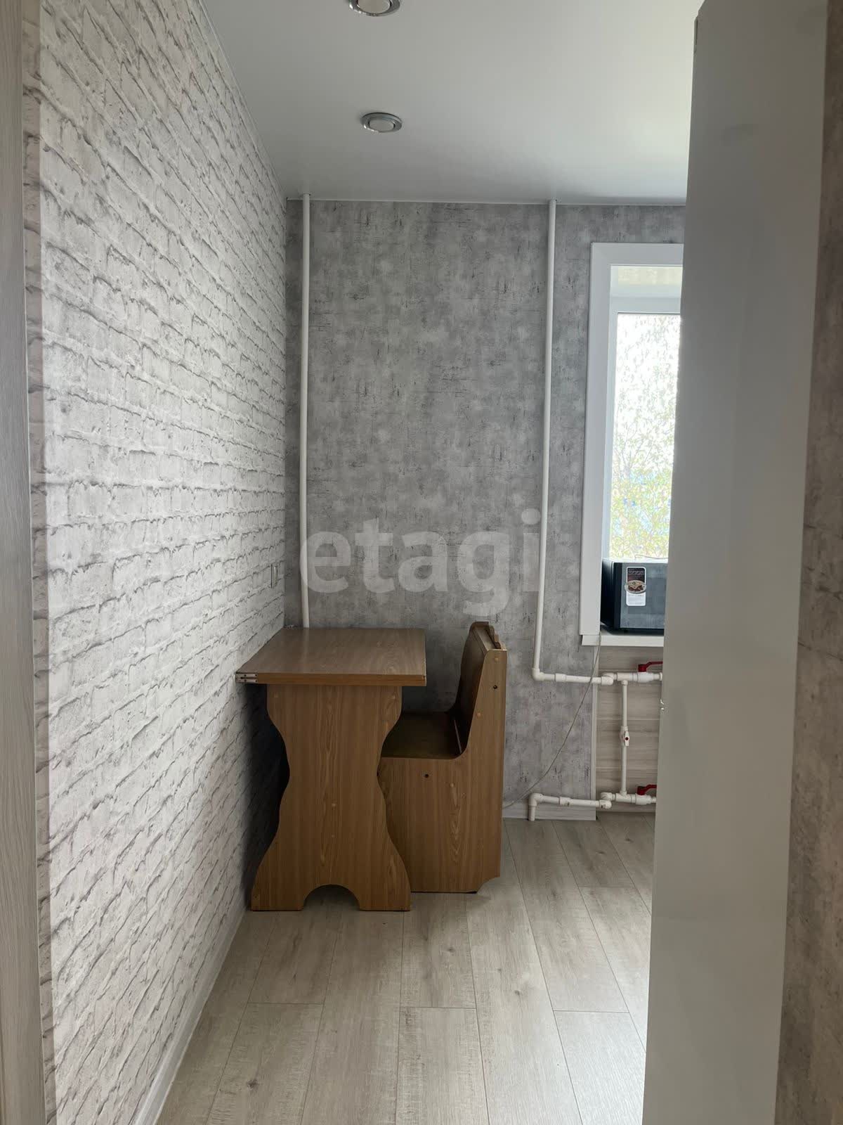 Продажа 2-комнатной квартиры, Южно-Сахалинск, Сахалинская область,  Южно-Сахалинск