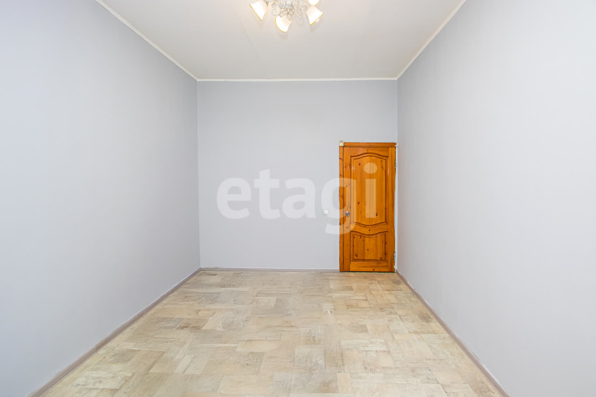 Продажа 4-комнатной квартиры, Улан-Удэ, Республика Бурятия,  Улан-Удэ