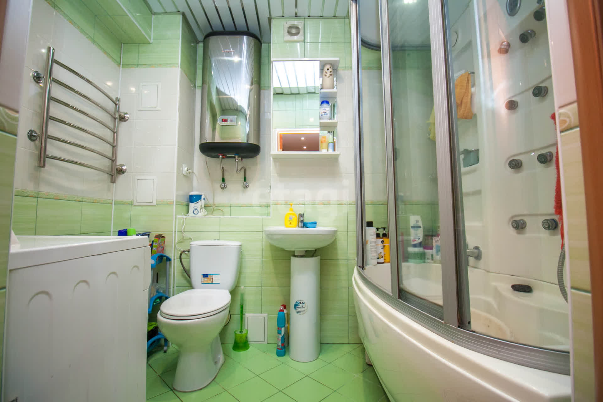 Продажа 2-комнатной квартиры, Южно-Сахалинск, Сахалинская область,  Южно-Сахалинск