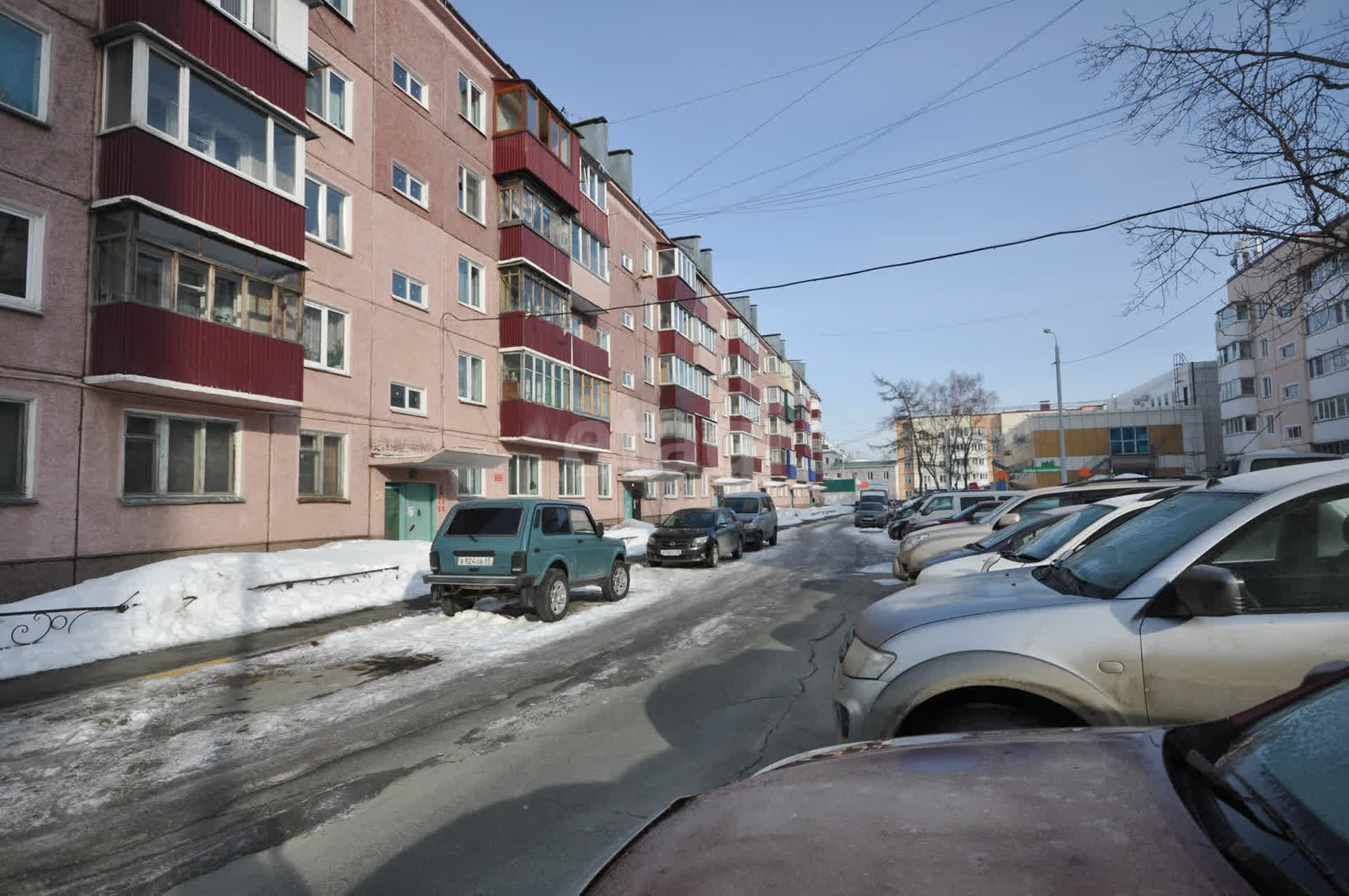 Продажа 4-комнатной квартиры, Южно-Сахалинск, Сахалинская область,  Южно-Сахалинск