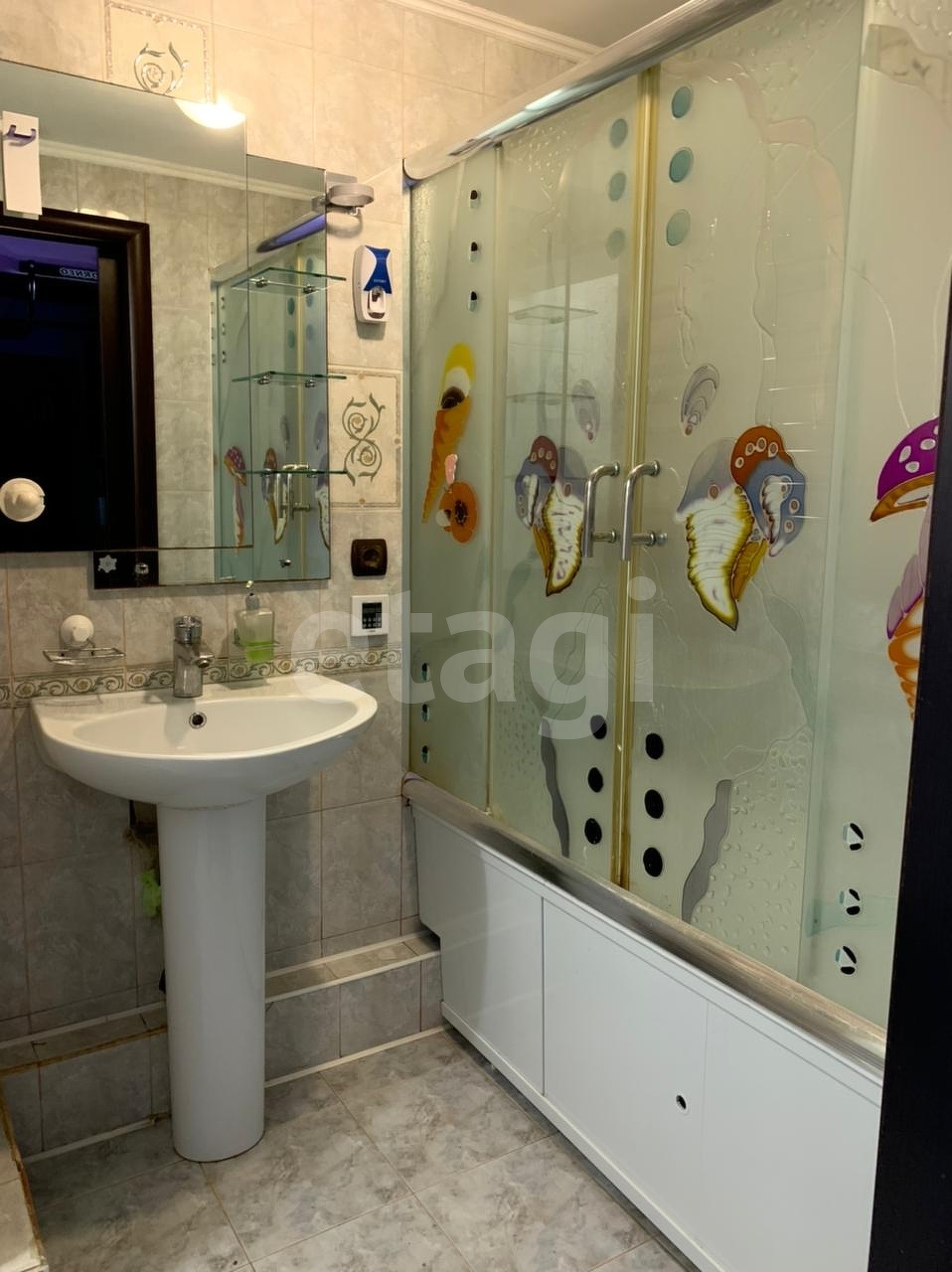 Продажа 3-комнатной квартиры, Южно-Сахалинск, Сахалинская область,  Южно-Сахалинск