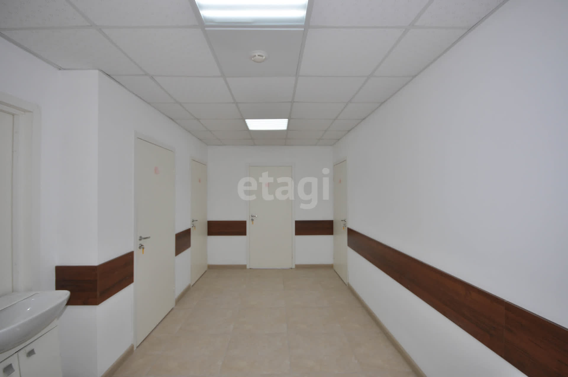 Аренда коммерческой недвижимости, 350м <sup>2</sup>, Южно-Сахалинск, Сахалинская область,  Южно-Сахалинск