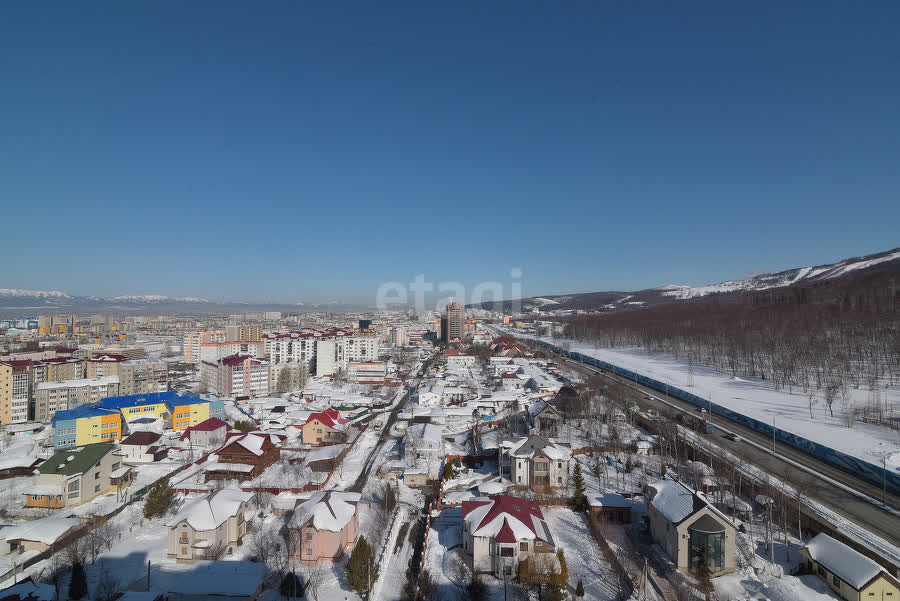 Продажа 2-комнатной квартиры, Южно-Сахалинск, Сахалинская область,  Южно-Сахалинск