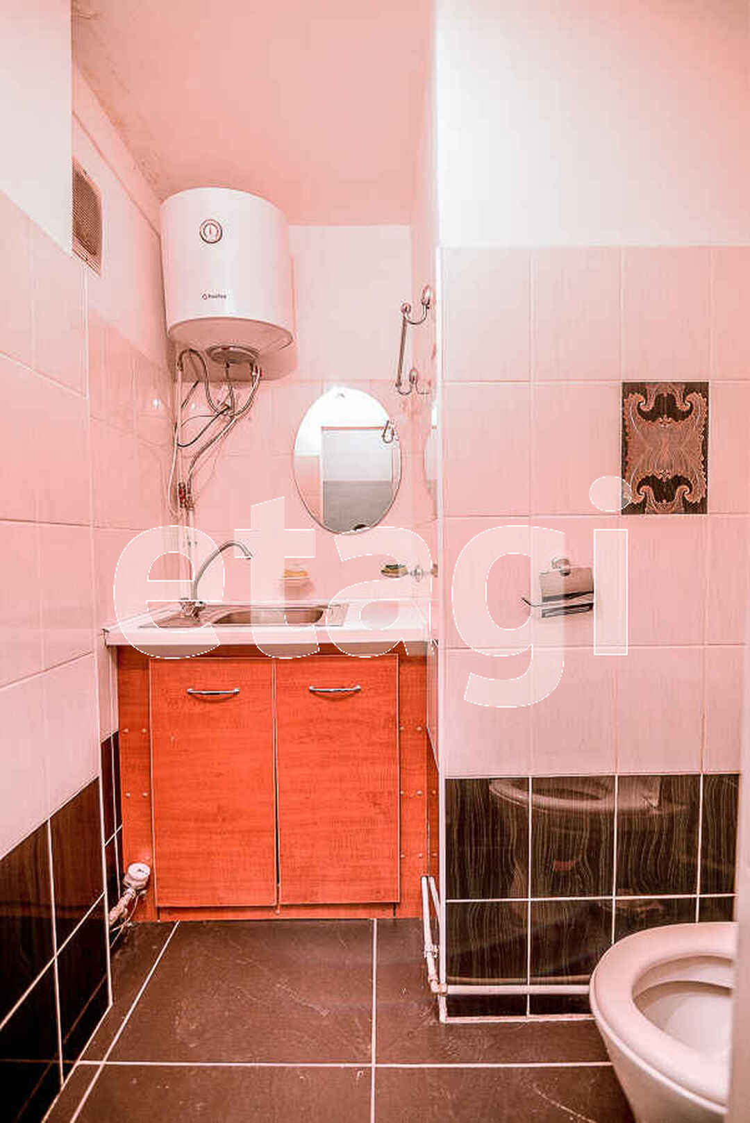 Продажа коммерческой недвижимости, 180м <sup>2</sup>, Южно-Сахалинск, Сахалинская область,  Южно-Сахалинск