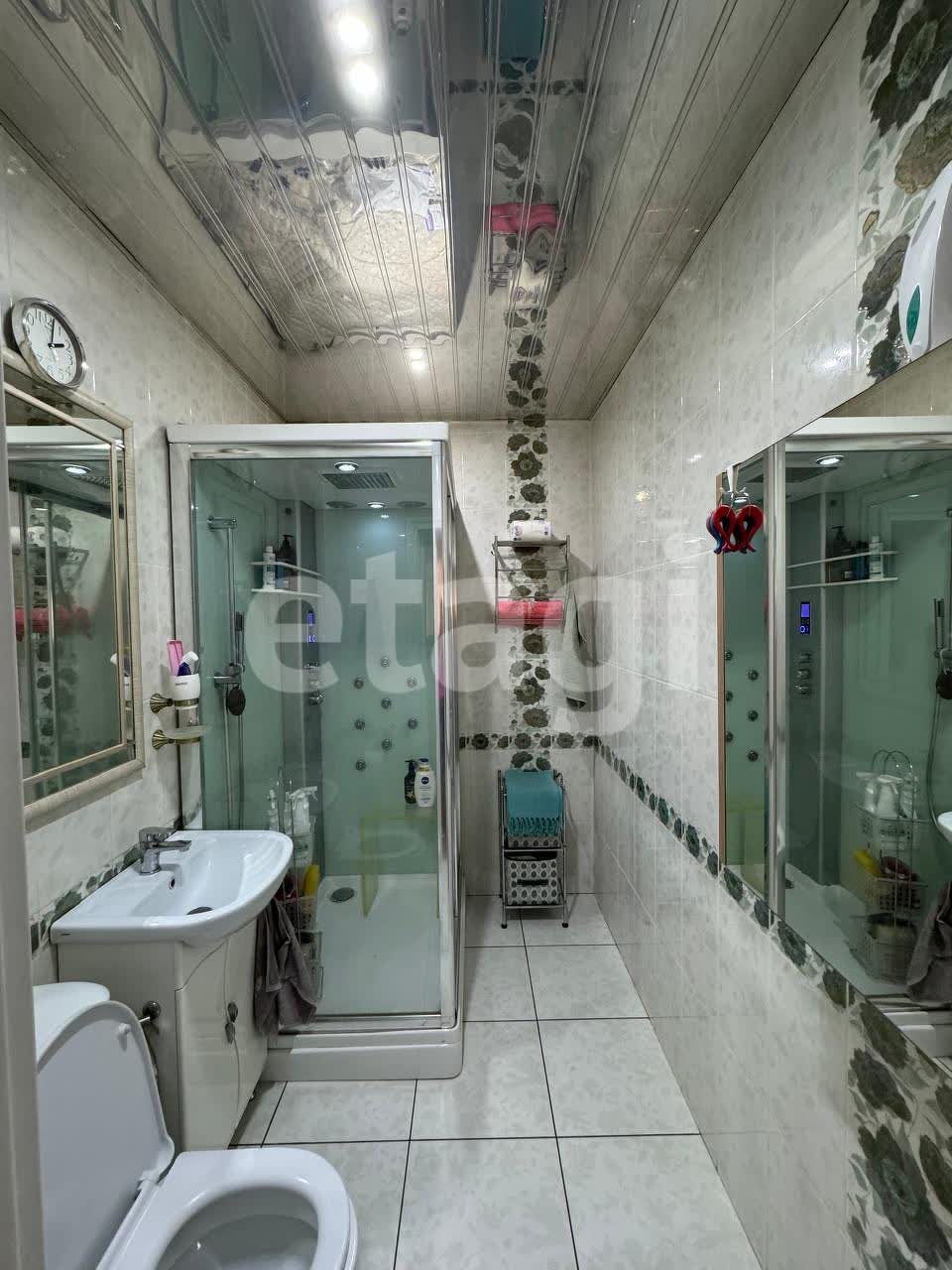 Продажа дома, 254м <sup>2</sup>, 6 сот., Улан-Удэ, Республика Бурятия,  Железнодорожный