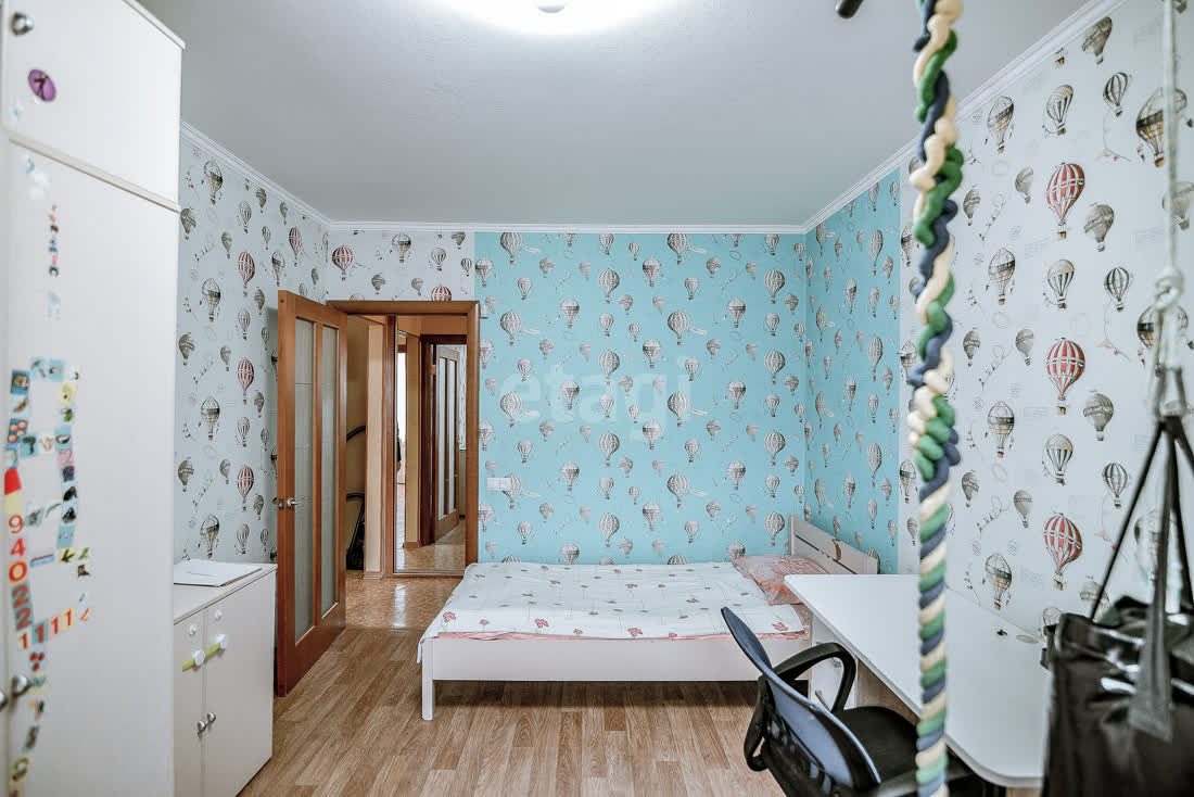 Продажа 3-комнатной квартиры, Южно-Сахалинск, Сахалинская область,  Южно-Сахалинск