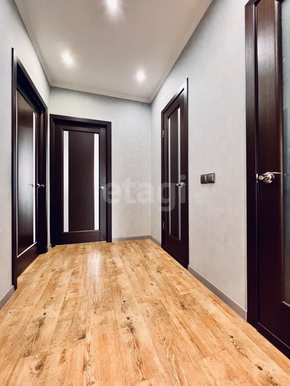 Продажа 3-комнатной квартиры, Южно-Сахалинск, Сахалинская область,  Южно-Сахалинск