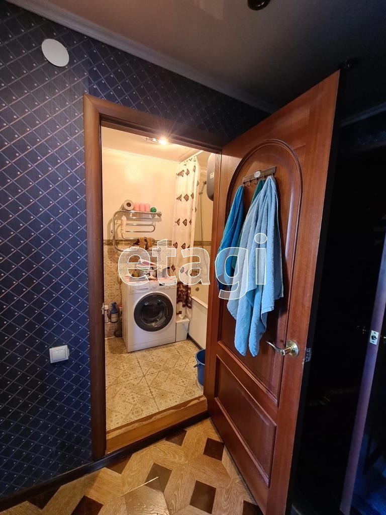 Продажа 2-комнатной квартиры, Южно-Сахалинск, Сахалинская область,  Южно-Сахалинск