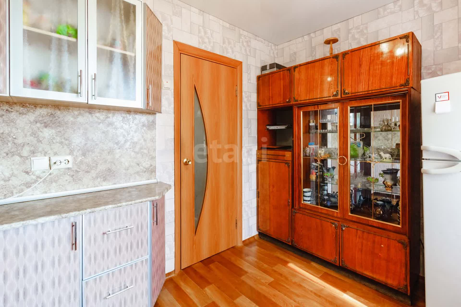 Продажа 2-комнатной квартиры, Комсомольск-на-Амуре, Победы пр-т,  61