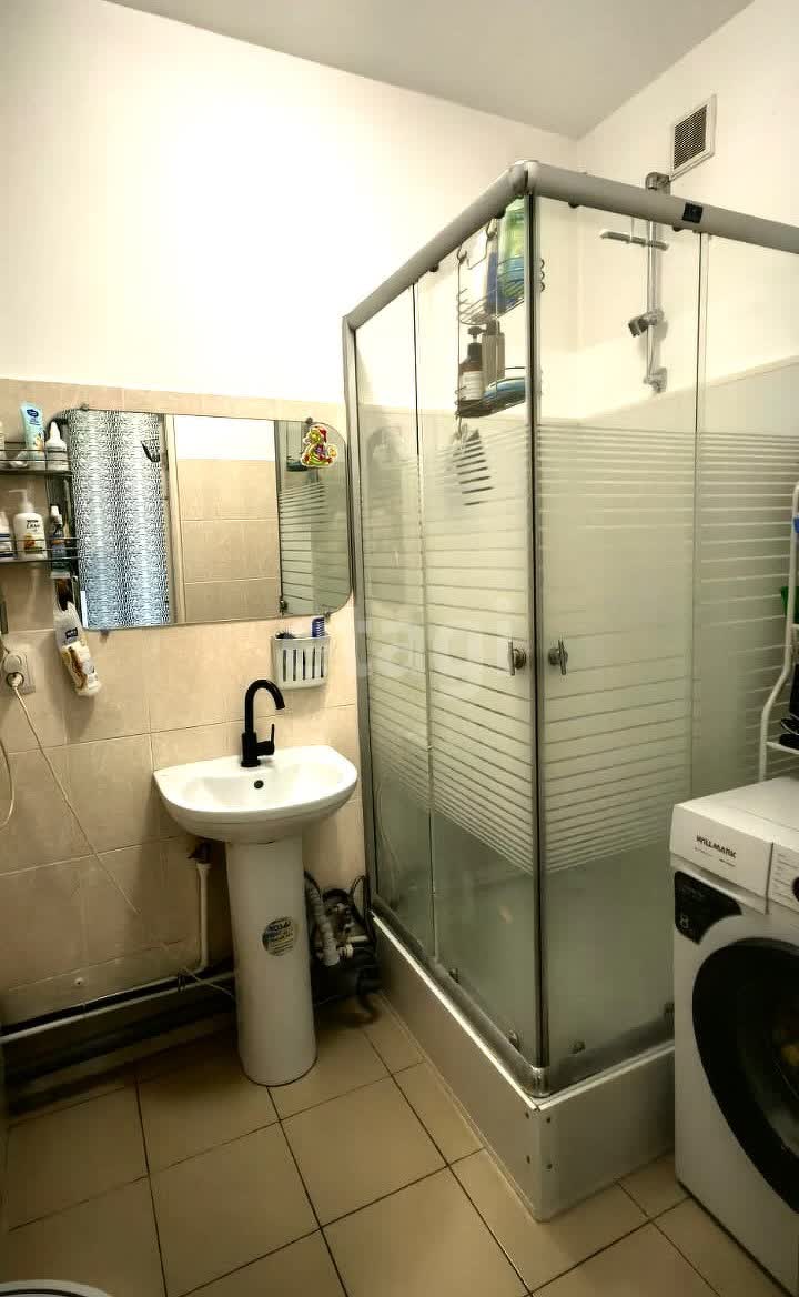 Продажа 2-комнатной квартиры, Южно-Сахалинск, Сахалинская область,  Южно-Сахалинск