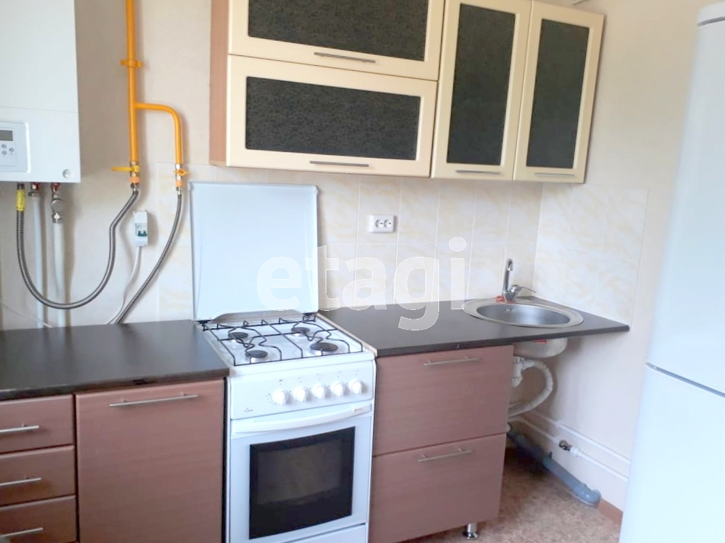 Продажа 2-комнатной квартиры, Южно-Сахалинск, Сахалинская область,  Южно-Сахалинск