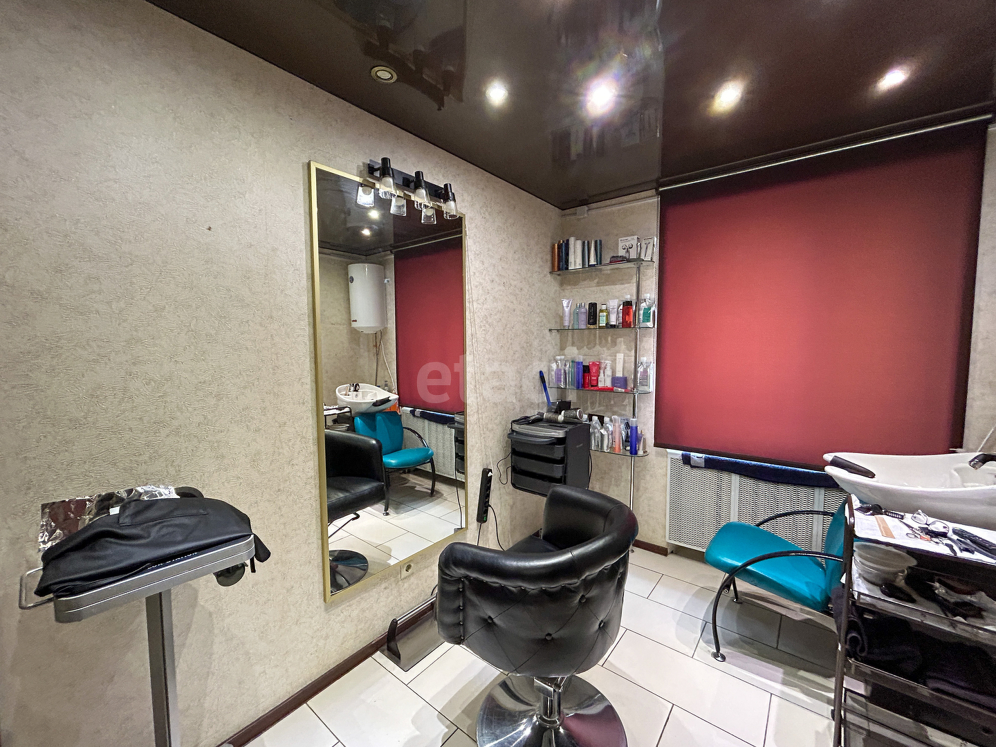 Продажа коммерческой недвижимости, 48м <sup>2</sup>, Новый Уренгой, Ямало-Ненецкий АО,  Новый Уренгой