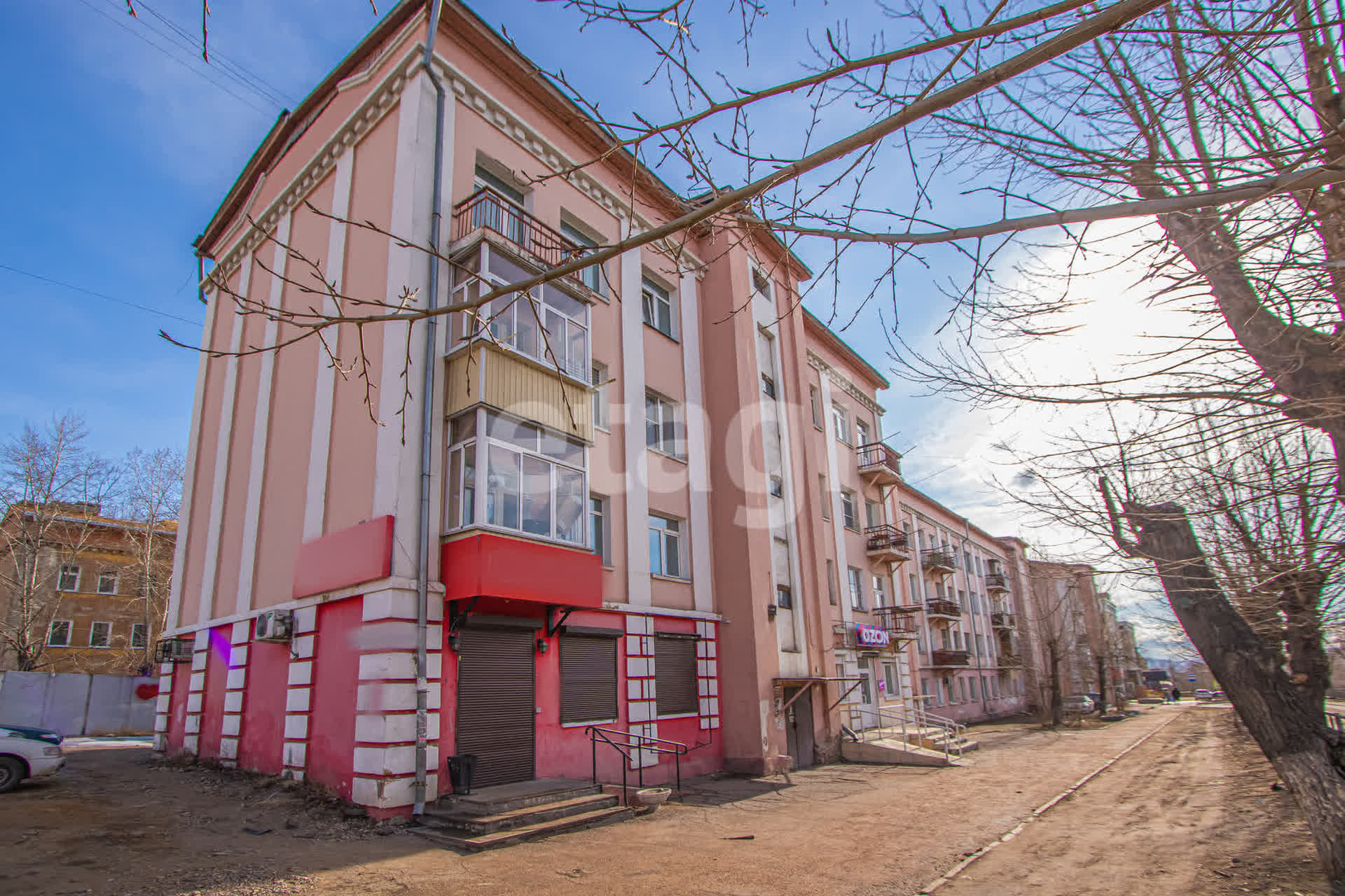 Продажа комнаты, 42м <sup>2</sup>, Улан-Удэ, Республика Бурятия,  Улан-Удэ