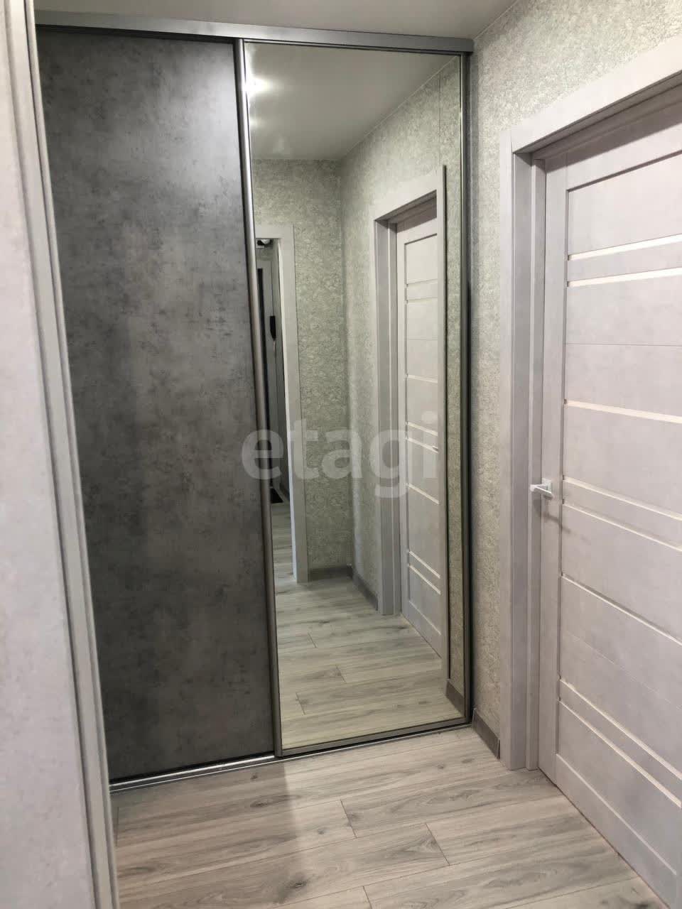 Продажа 2-комнатной квартиры, Южно-Сахалинск, Сахалинская область,  Южно-Сахалинск