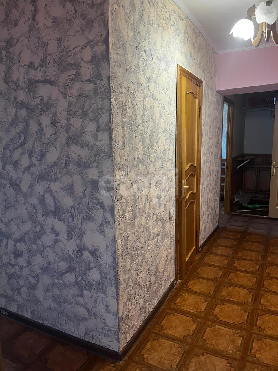 Продажа 3-комнатной квартиры, Южно-Сахалинск, Сахалинская область,  Южно-Сахалинск