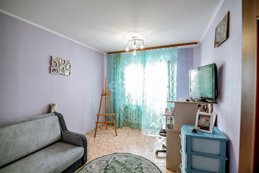 Продажа 3-комнатной квартиры, Южно-Сахалинск, Сахалинская область,  Южно-Сахалинск