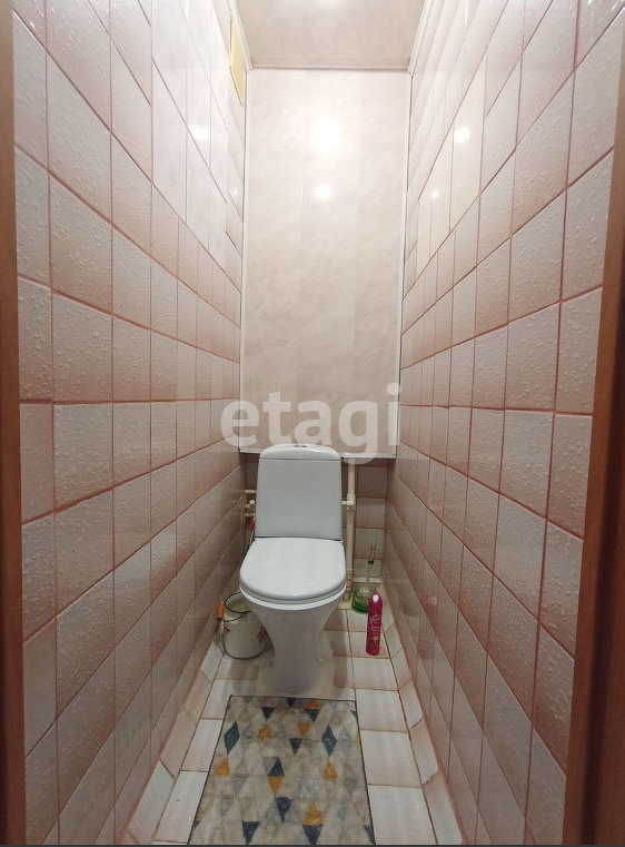 Продажа 2-комнатной квартиры, Амурск, Строителей пр-т,  19а