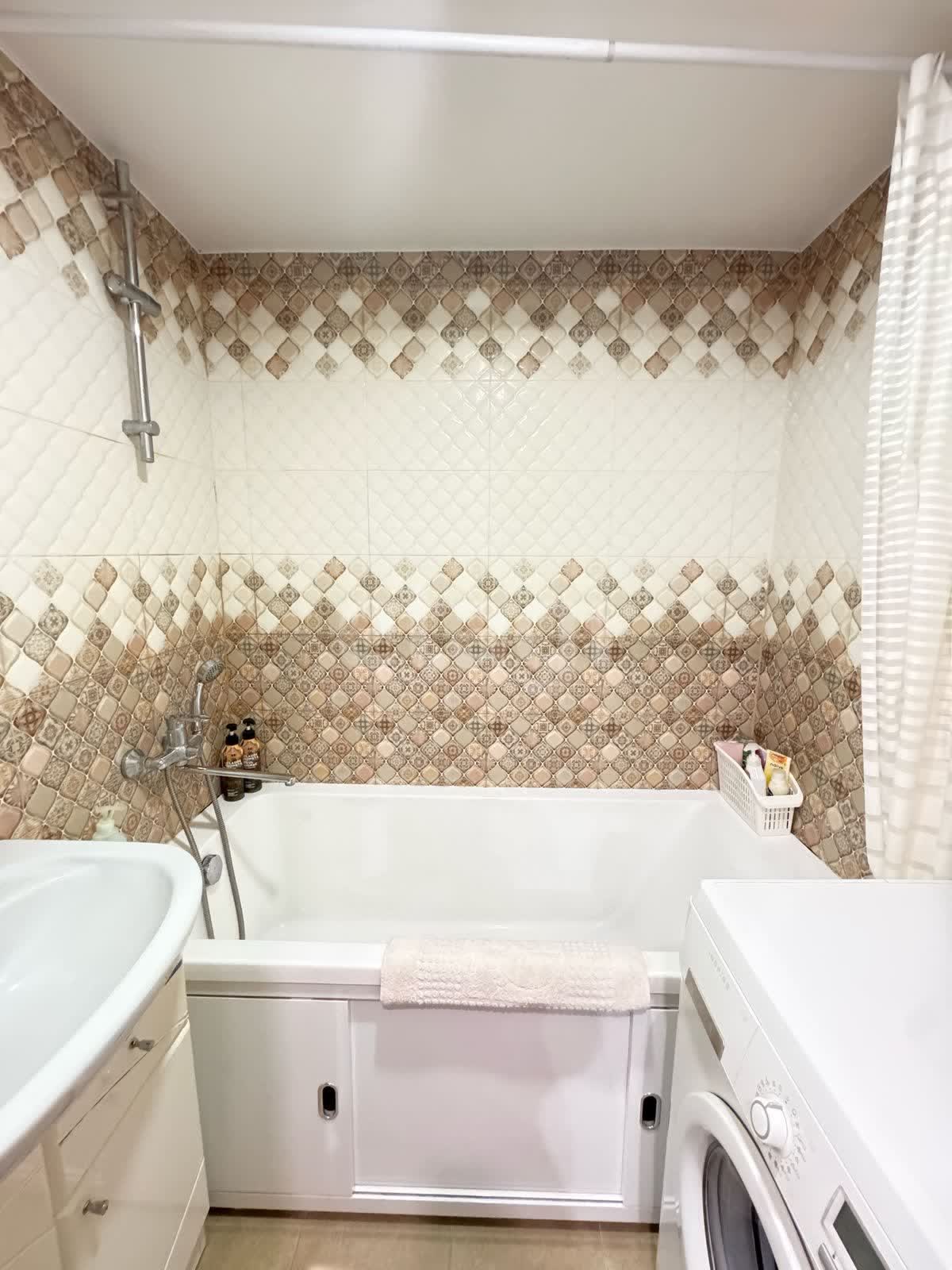 Продажа 3-комнатной квартиры, Южно-Сахалинск, Сахалинская область,  Южно-Сахалинск