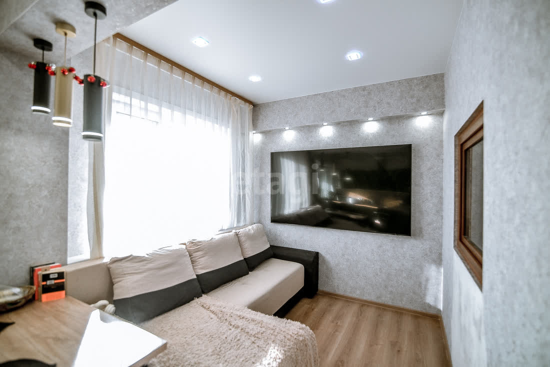 Продажа 2-комнатной квартиры, Южно-Сахалинск, Сахалинская область,  Южно-Сахалинск