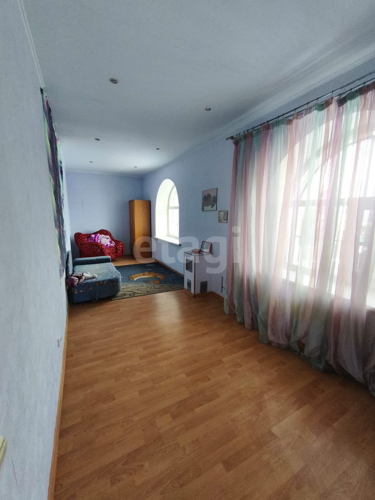 Продажа дома, 300м <sup>2</sup>, 8 сот., Улан-Удэ, Республика Бурятия,  Октябрьский