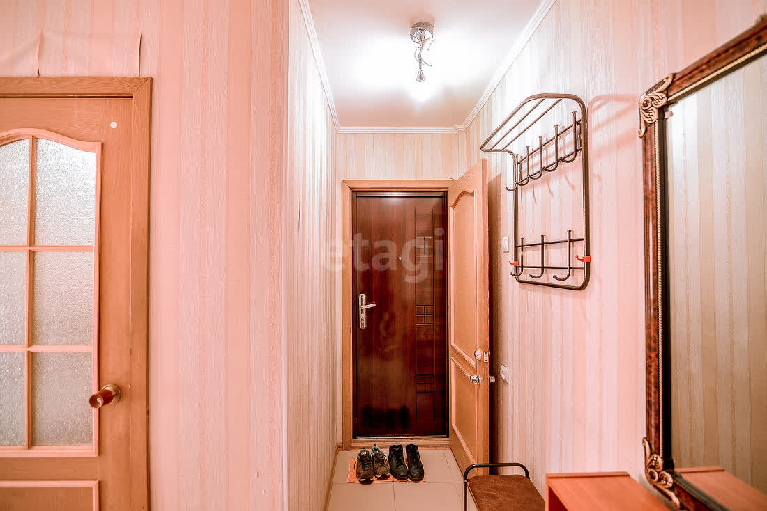 Продажа 2-комнатной квартиры, Южно-Сахалинск, Сахалинская область,  Южно-Сахалинск