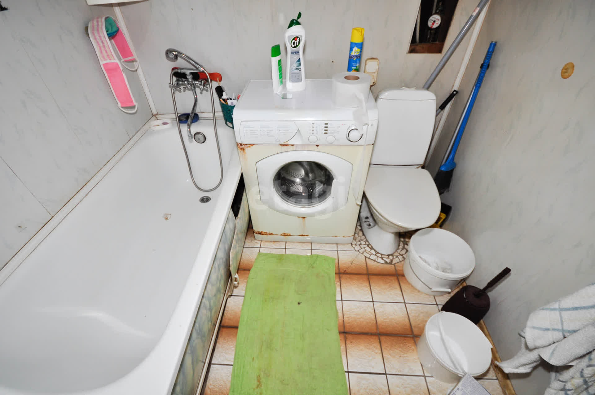 Продажа 2-комнатной квартиры, Южно-Сахалинск, Сахалинская область,  Южно-Сахалинск