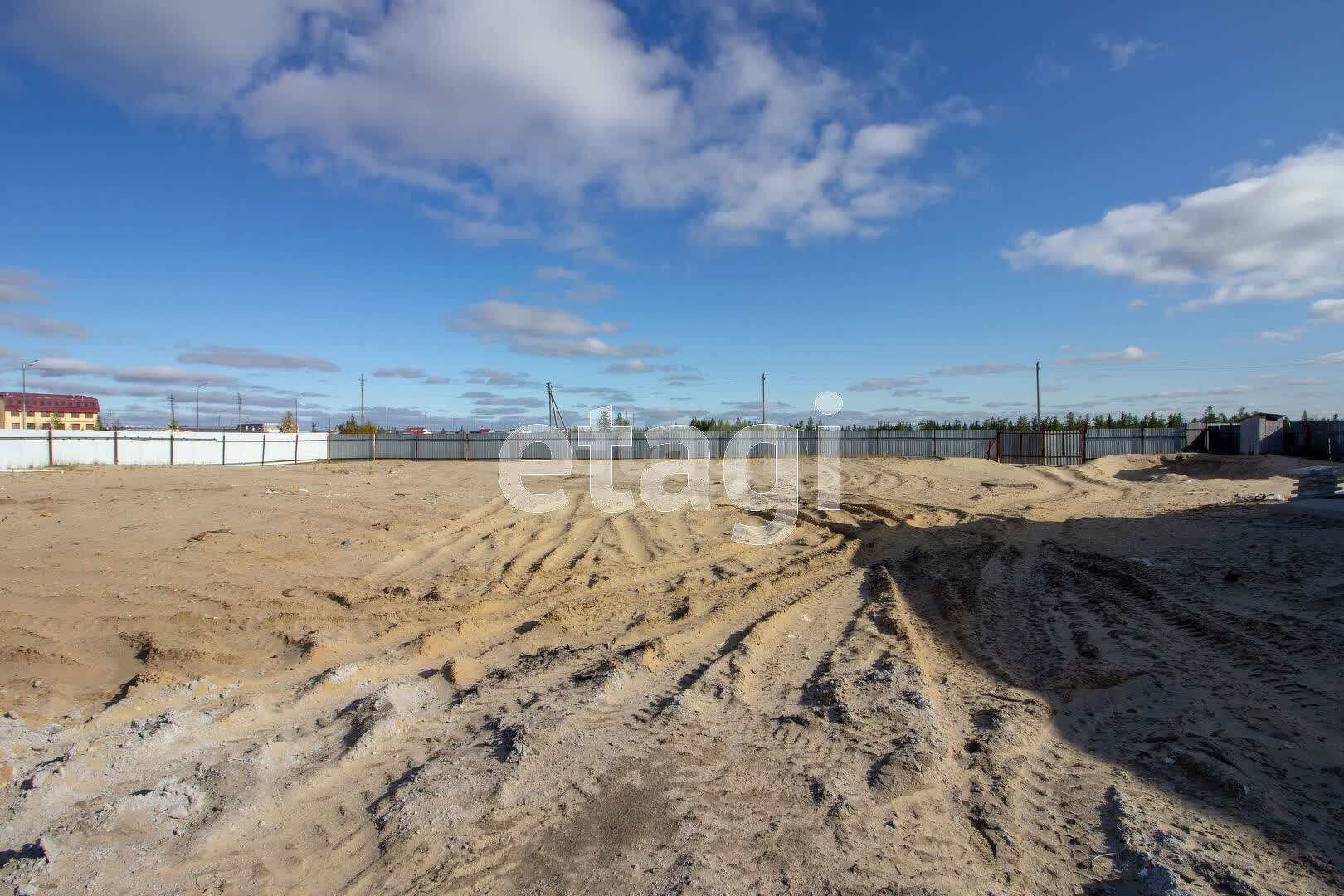 Аренда коммерческой недвижимости, 7454м <sup>2</sup>, Новый Уренгой, Ямало-Ненецкий АО,  Новый Уренгой