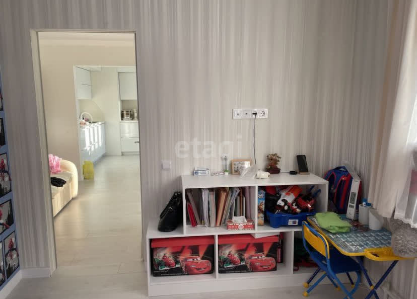 Продажа 4-комнатной квартиры, Южно-Сахалинск, Сахалинская область,  Южно-Сахалинск