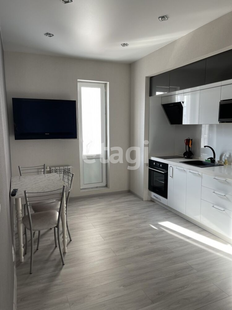 Аренда 2-комнатной квартиры, Южно-Сахалинск, Сахалинская область,  Южно-Сахалинск