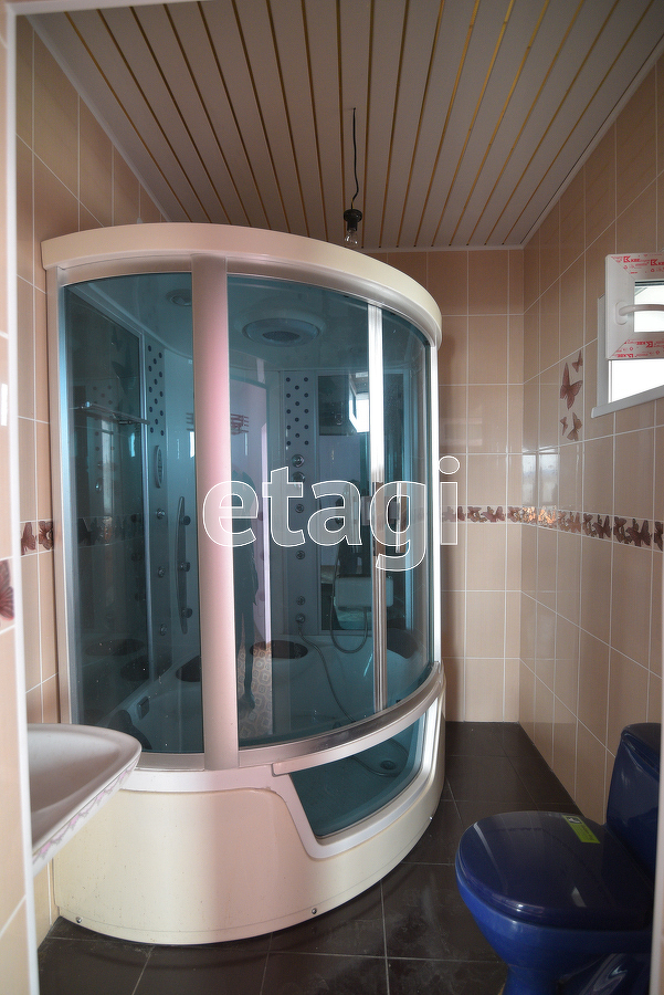 Продажа дома, 371м <sup>2</sup>, 4 сот., Южно-Сахалинск, Сахалинская область,  