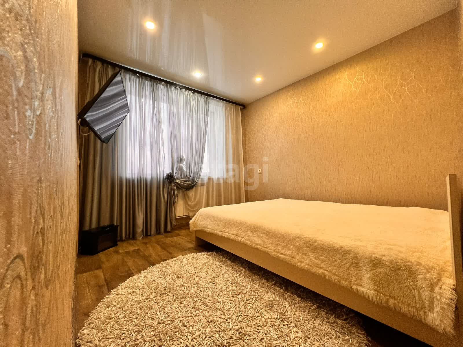 Продажа 2-комнатной квартиры, Южно-Сахалинск, Сахалинская область,  Южно-Сахалинск