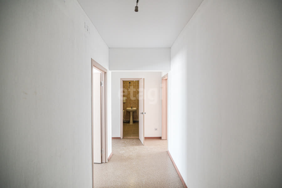 Продажа 2-комнатной квартиры, Южно-Сахалинск, Сахалинская область,  Южно-Сахалинск