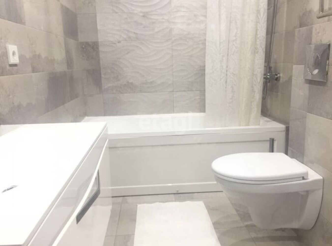 Продажа 2-комнатной квартиры, Южно-Сахалинск, Сахалинская область,  Южно-Сахалинск