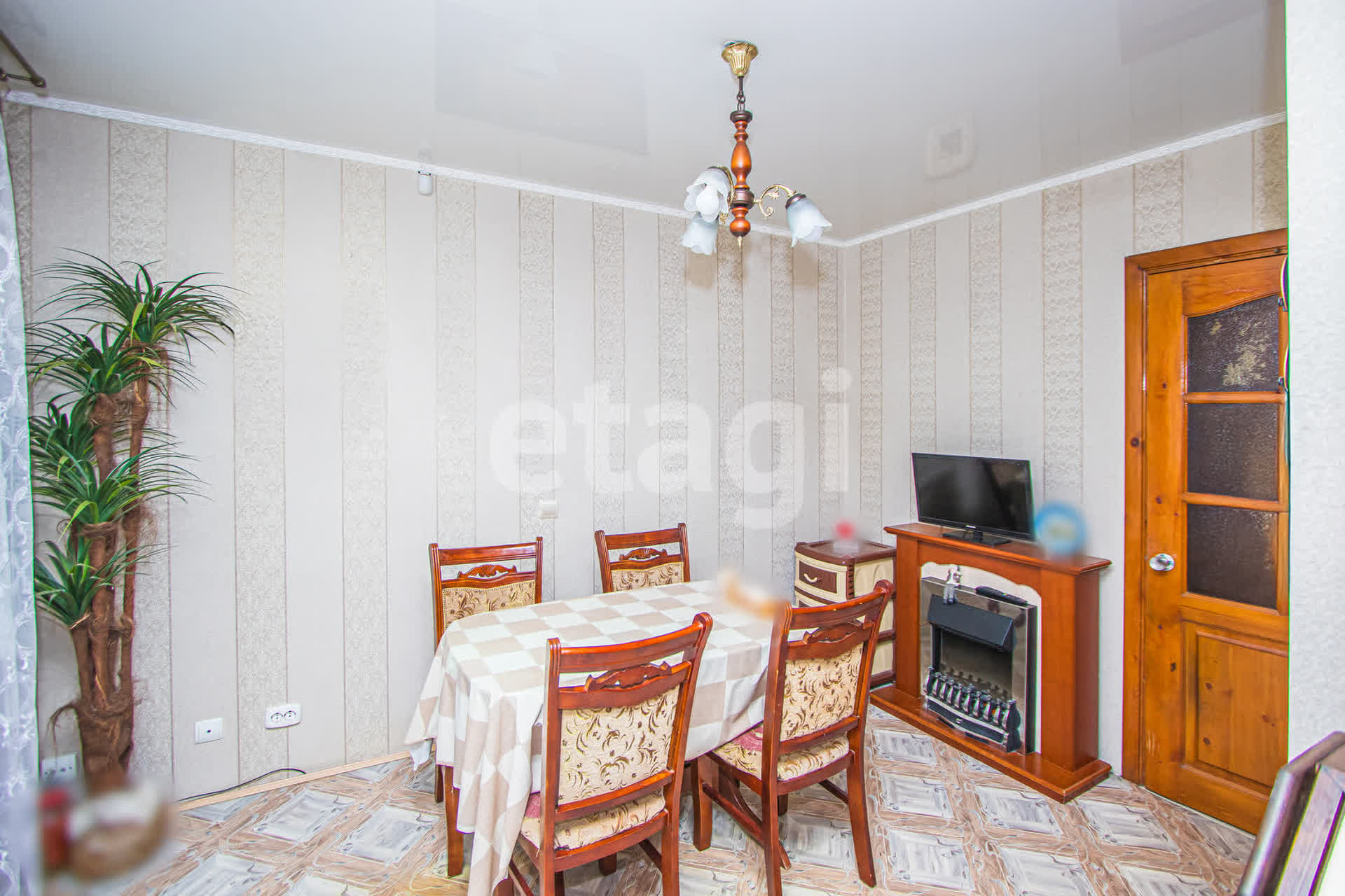 Продажа 3-комнатной квартиры, Улан-Удэ, Республика Бурятия,  Улан-Удэ