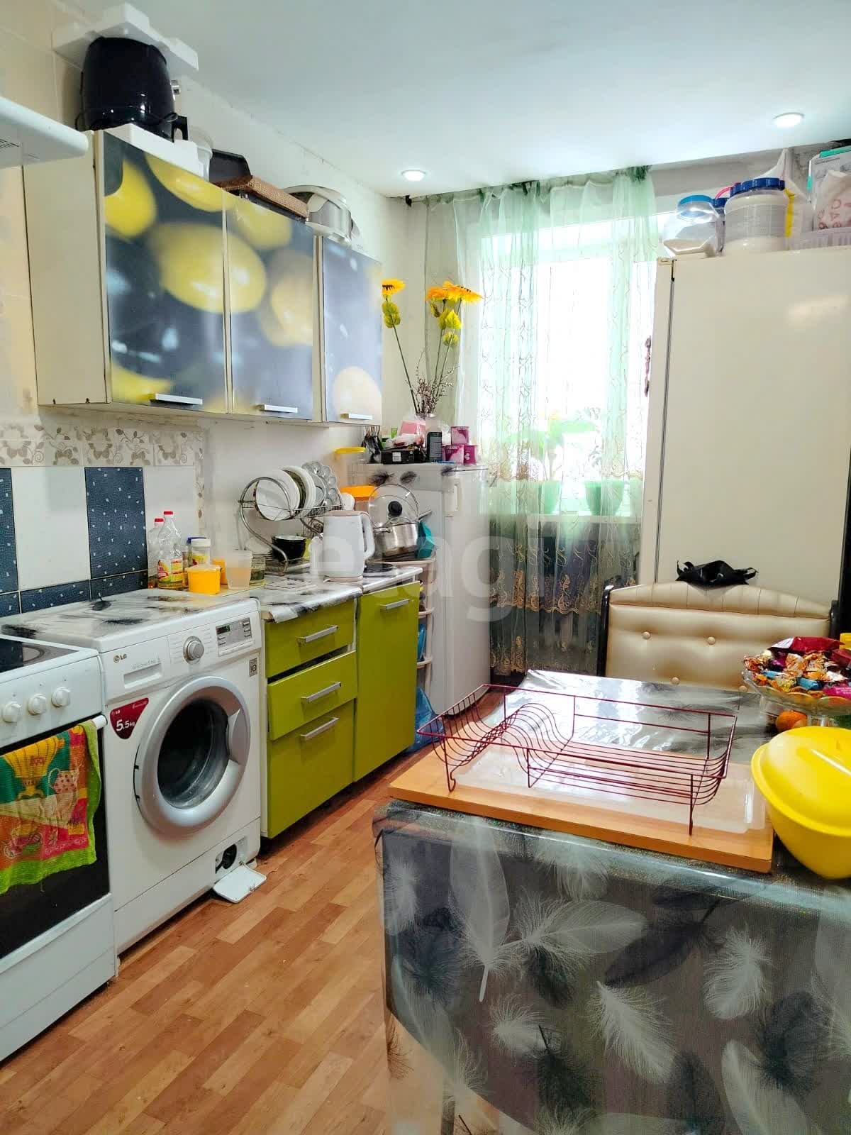 Продажа 2-комнатной квартиры, Южно-Сахалинск, Сахалинская область,  Южно-Сахалинск