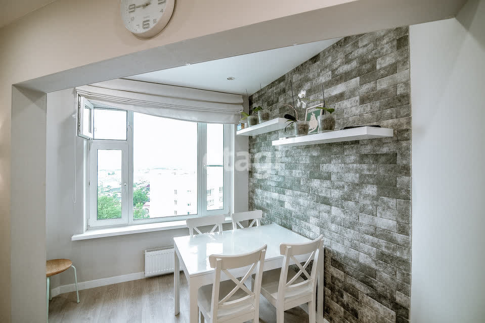 Продажа 2-комнатной квартиры, Южно-Сахалинск, Сахалинская область,  Южно-Сахалинск