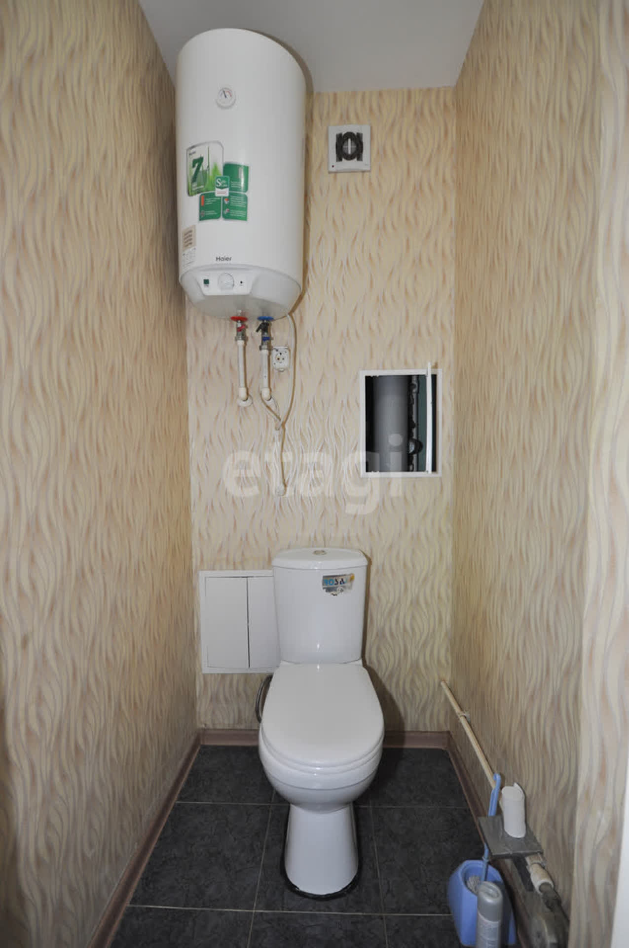 Продажа 2-комнатной квартиры, Южно-Сахалинск, Сахалинская область,  Южно-Сахалинск