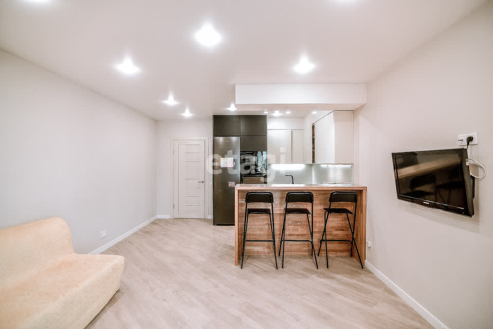 Продажа 2-комнатной квартиры, Южно-Сахалинск, Сахалинская область,  Южно-Сахалинск