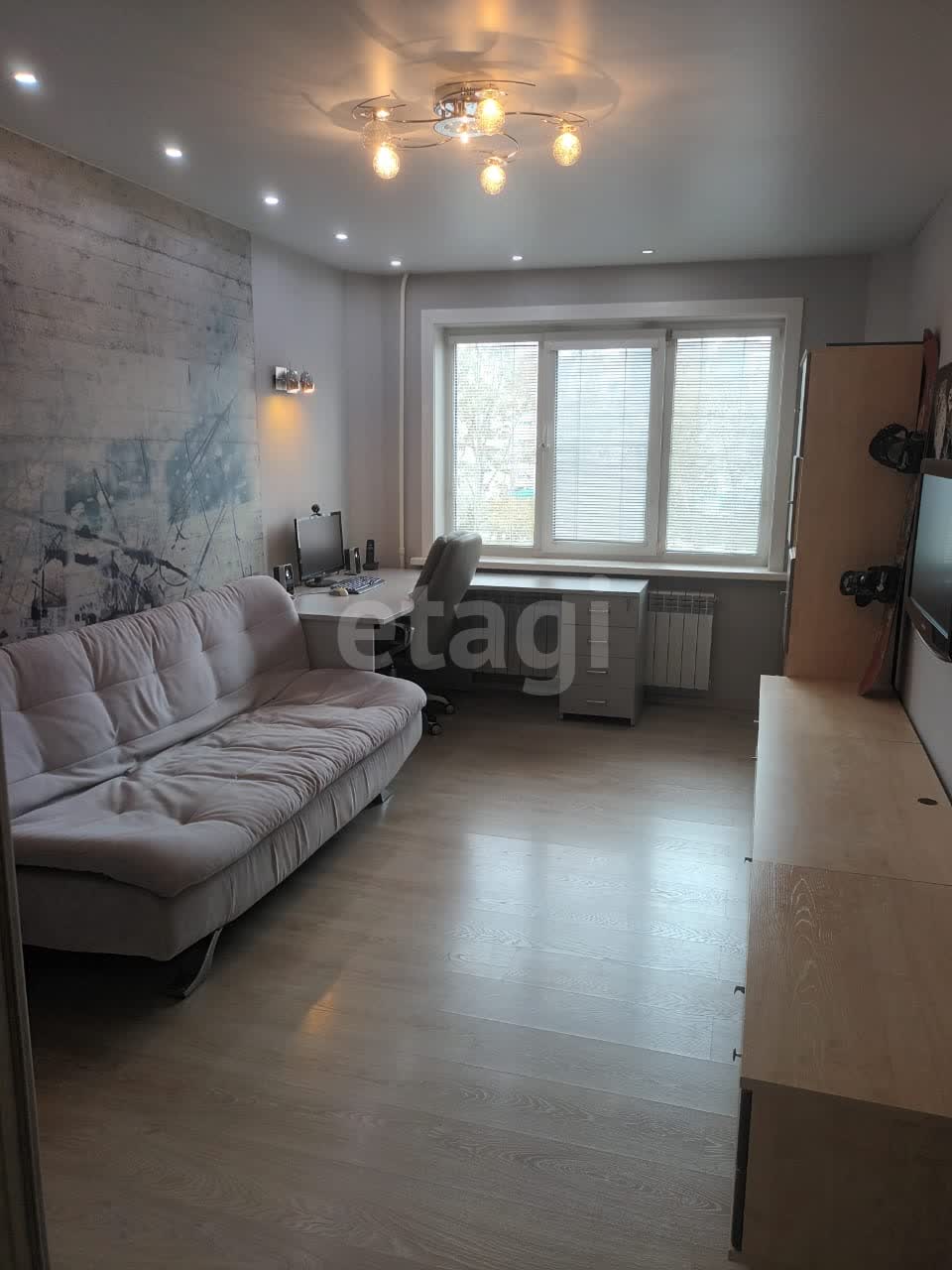 Продажа 3-комнатной квартиры, Южно-Сахалинск, Сахалинская область,  Южно-Сахалинск