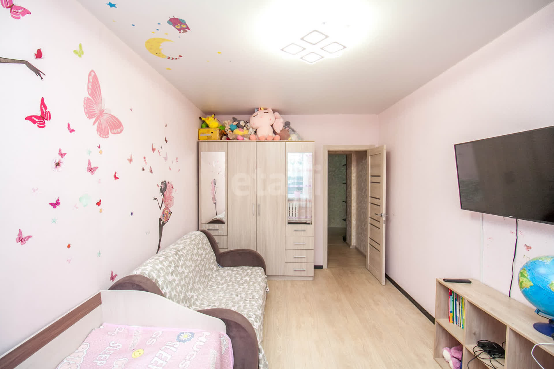 Продажа 2-комнатной квартиры, Южно-Сахалинск, Сахалинская область,  Южно-Сахалинск