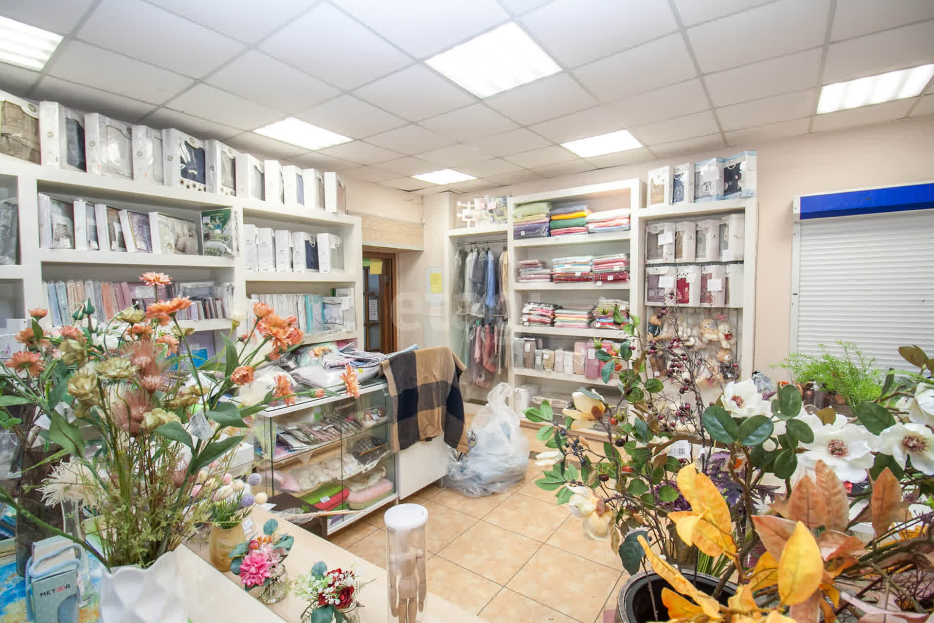 Продажа коммерческой недвижимости, 559м <sup>2</sup>, Южно-Сахалинск, Сахалинская область,  Южно-Сахалинск