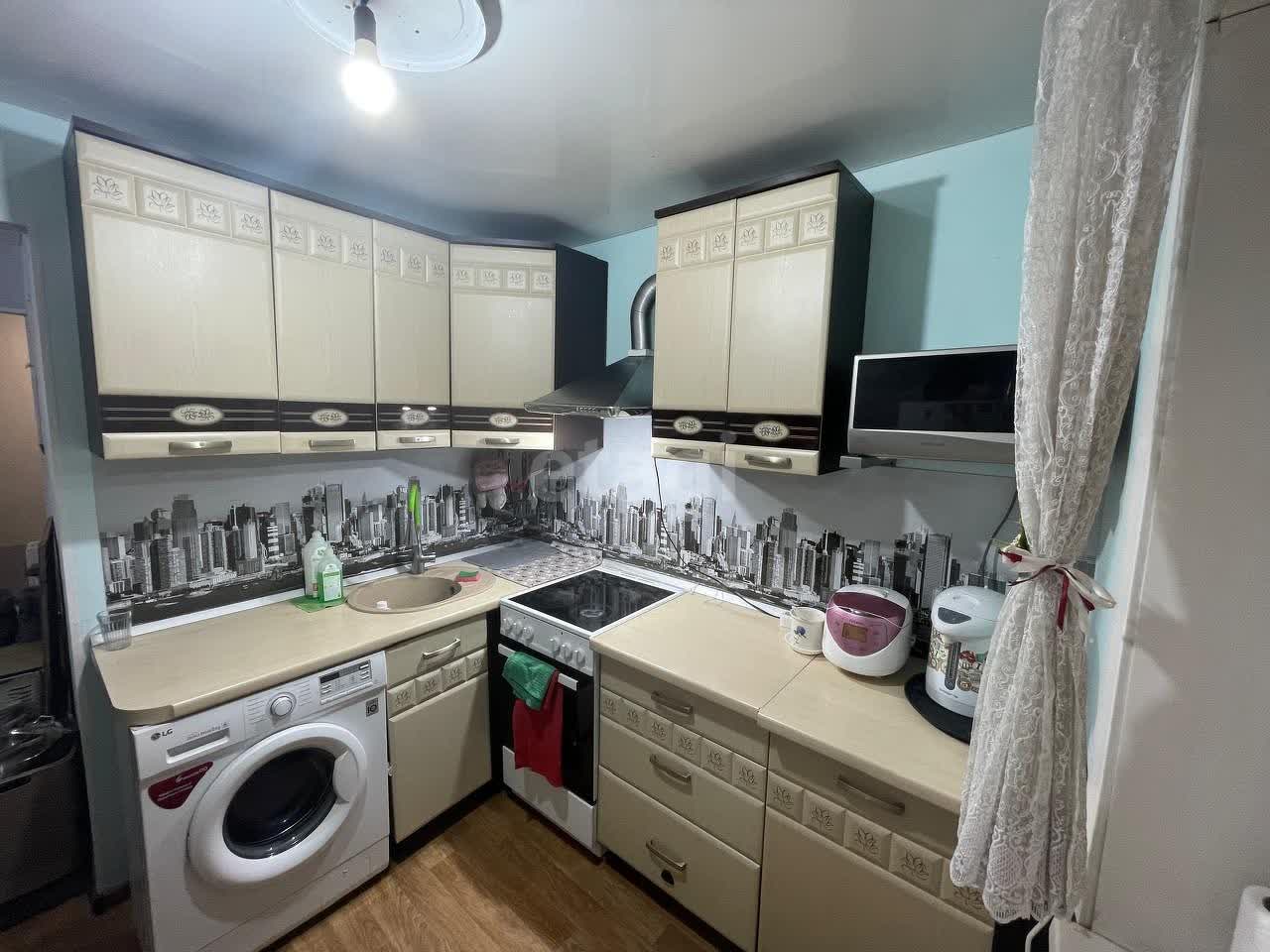 Продажа 2-комнатной квартиры, Южно-Сахалинск, Сахалинская область,  Южно-Сахалинск