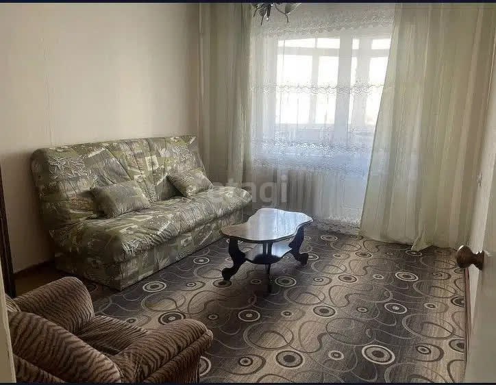 Продажа 4-комнатной квартиры, Южно-Сахалинск, Сахалинская область,  Южно-Сахалинск