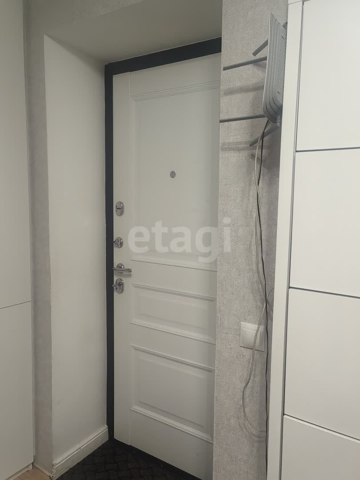 Продажа 4-комнатной квартиры, Южно-Сахалинск, Сахалинская область,  Южно-Сахалинск