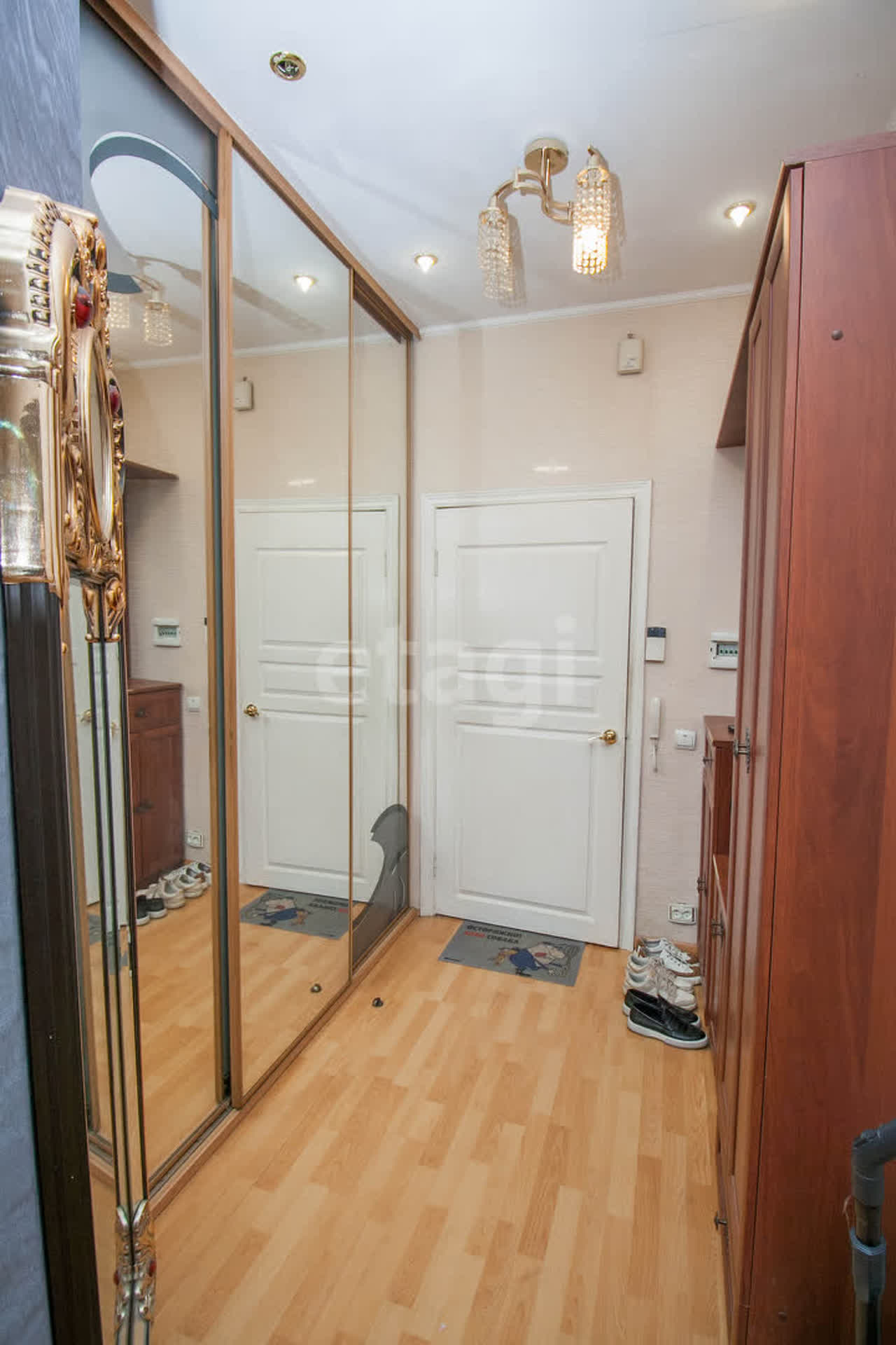 Продажа 2-комнатной квартиры, Южно-Сахалинск, Сахалинская область,  Южно-Сахалинск