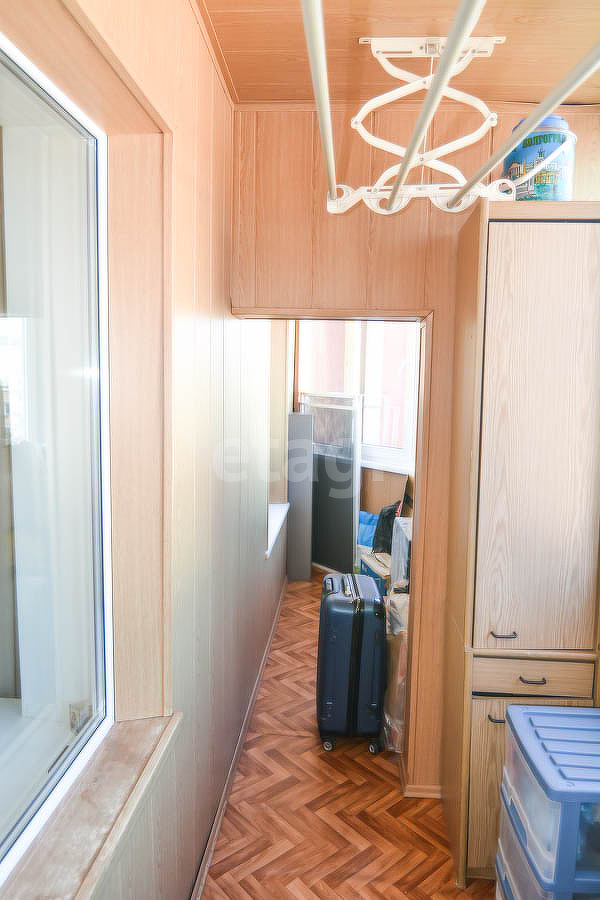 Продажа 3-комнатной квартиры, Южно-Сахалинск, Сахалинская область,  Южно-Сахалинск