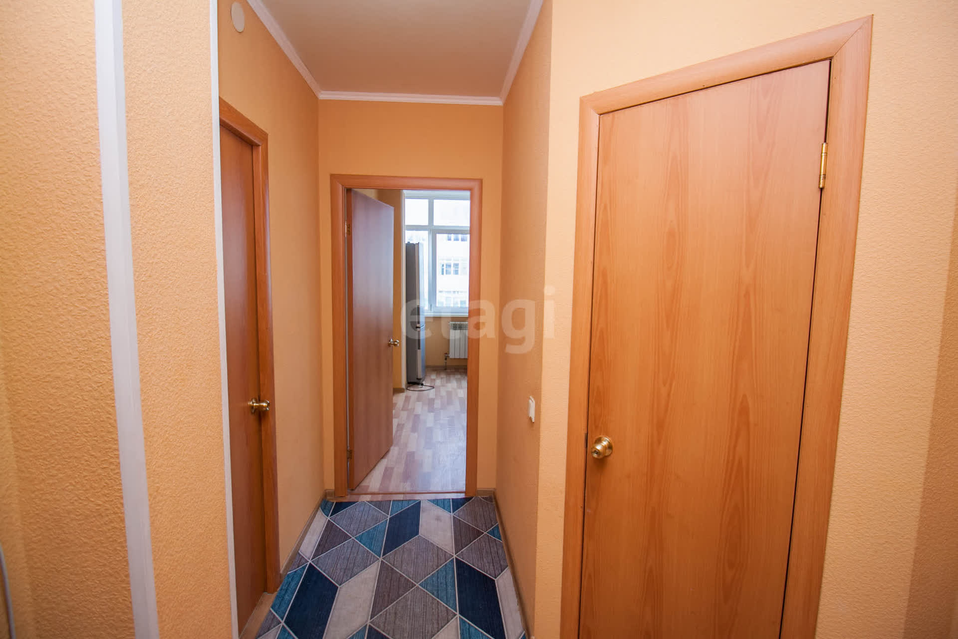 Продажа 2-комнатной квартиры, Южно-Сахалинск, Сахалинская область,  Южно-Сахалинск