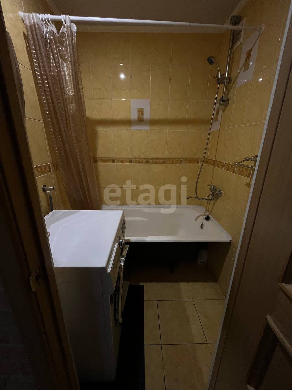 Продажа 3-комнатной квартиры, Южно-Сахалинск, Сахалинская область,  Южно-Сахалинск