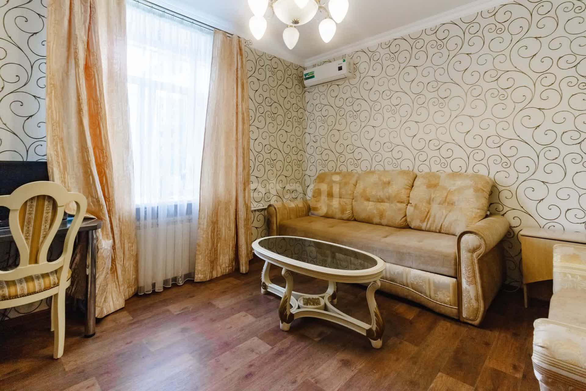 Продажа 2-комнатной квартиры, Комсомольск-на-Амуре, Орехова,  59