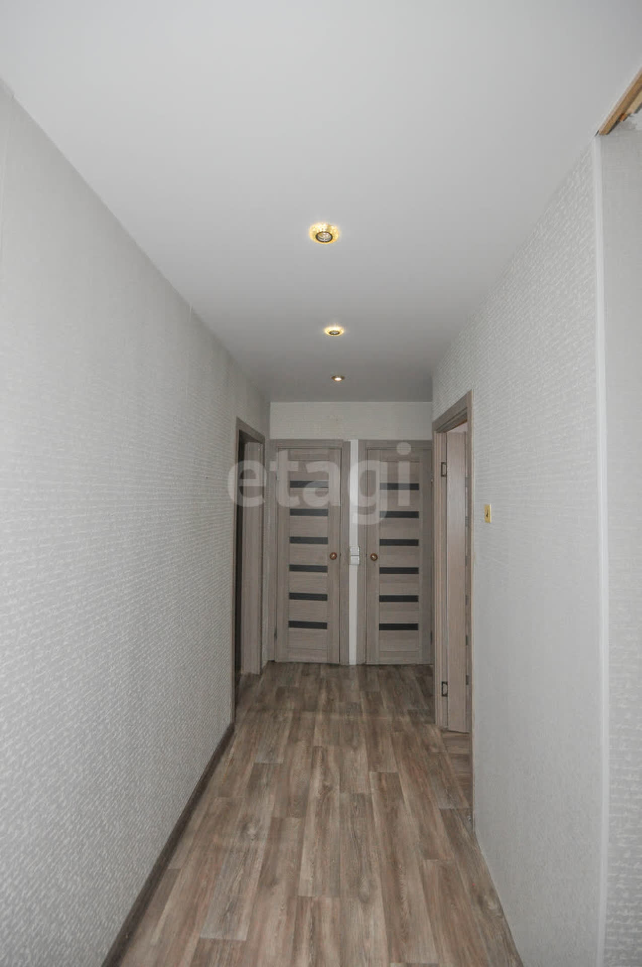 Продажа 2-комнатной квартиры, Южно-Сахалинск, Сахалинская область,  Южно-Сахалинск